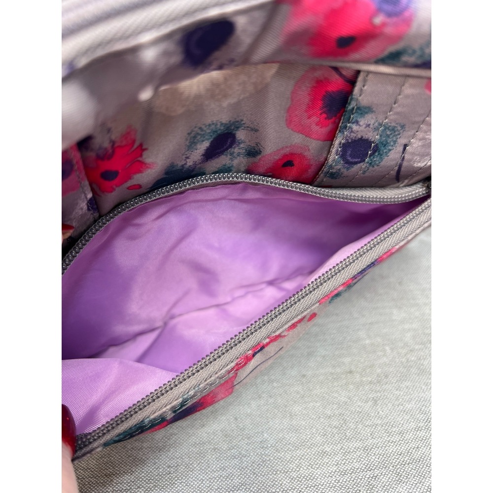 Lug Carousel Multicolor Gray/Pink/Teal/White Flower Print Crossbody Belt Bag - Picture 5 of 16
